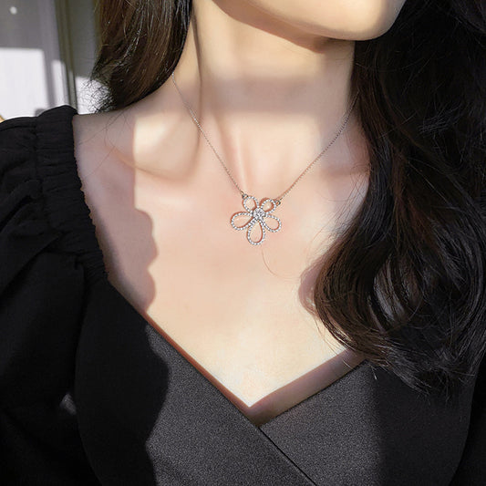 Five Petal Flower Pendant Necklace